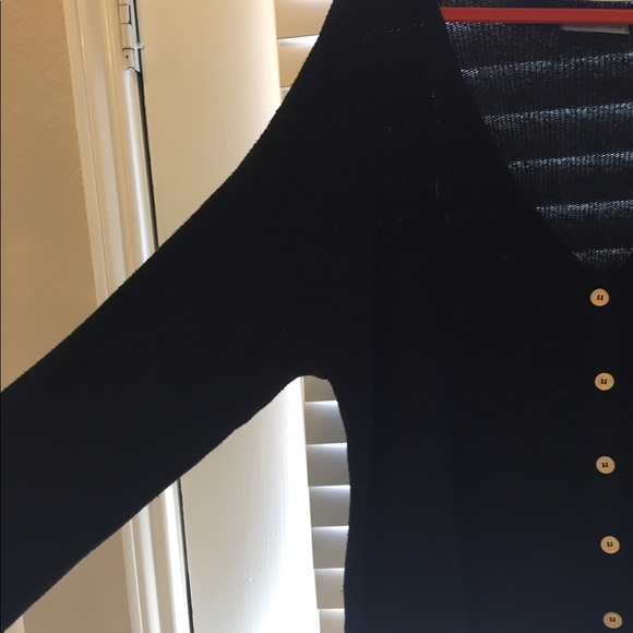 Oversized black knit sweater. - Picture 2 of 4